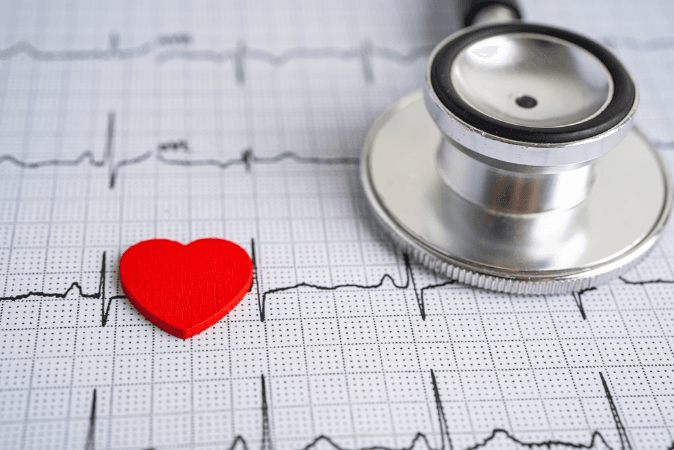L’ECG en médecine générale : maîtriser l’analyse et la conduite à tenir